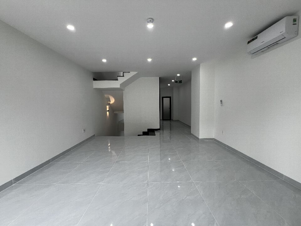 50 TRIÊU/ THÁNG NHÀ PHỐ THE GLOBAL CITY, ĐƯỜNG N2=20m, 5TẦNG CÓ THANG MÁY, MÁY LANH, HỆ THỐNG BÁO PCCC, SÀN TRỐNG. · Nhà phố · The Global City - Soho