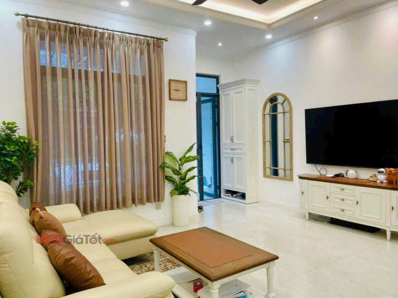 Nhà phố ngay công viên Lakeview City - Giá chỉ 36tr đầy đủ nội thất mới, hiện đại