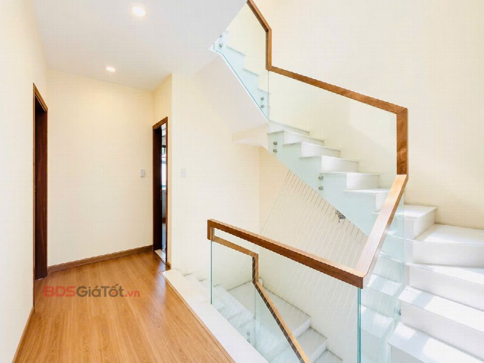 Cho thuê nhà phố Lakeview city nhà mới đẹp ngang 6m giá chỉ 30tr/th thương lượng · Nhà phố · Lakeview City