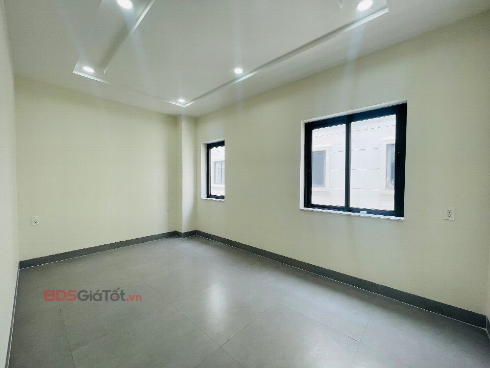 Shophouse 5 tầng có thang máy, bếp, máy lạnh, rèm, đã ngăn kính, ngăn phòng chuyên nghiệp. Giá 38 triệu/tháng · Shophouse · Lakeview City